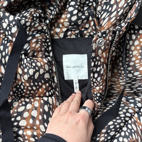 Avec Les Filles printed crop puffer jacket - Picture 8 of 11